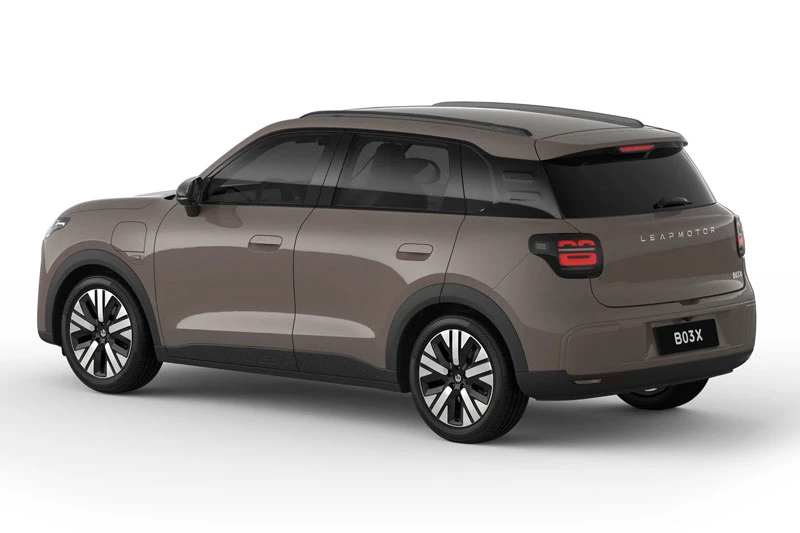SUV đô thị công suất 194 mã lực, giá hơn 540 triệu đồng - Hình 3