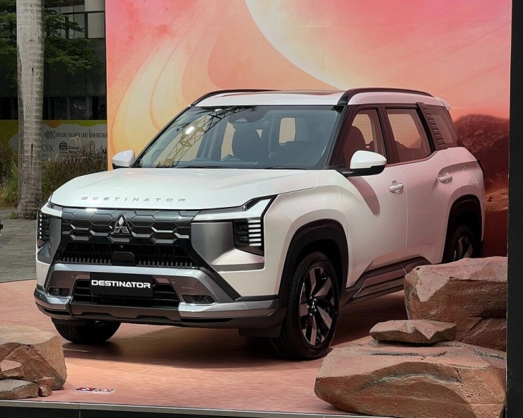 Mitsubishi Destinator Premium đang có giá thực tế tại đại lý dưới 700 triệu đồng. Ảnh: MMV