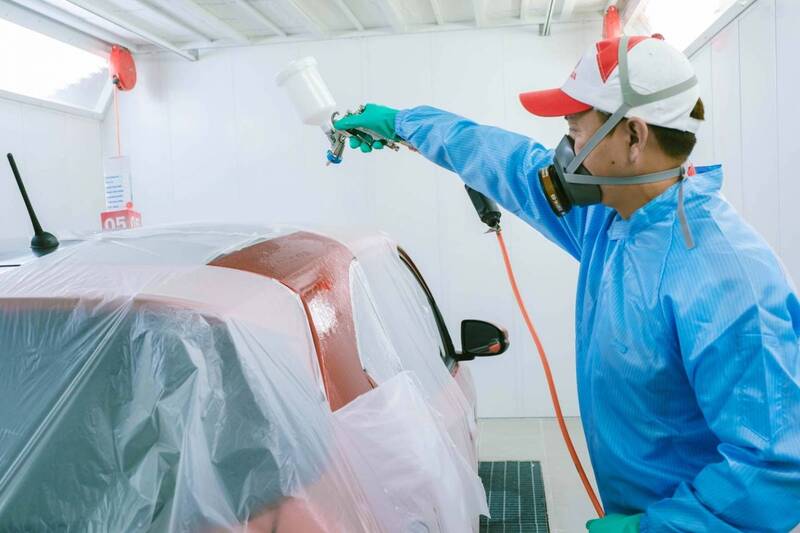 Kinh nghiệm giúp lớp sơn xe luôn bền đẹp