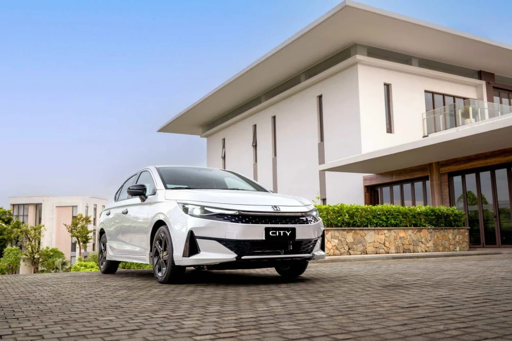 Đánh giá Honda City 2026: Thay đổi vừa đủ để tiếp tục cuộc đua sedan hạng B? - Hình 1