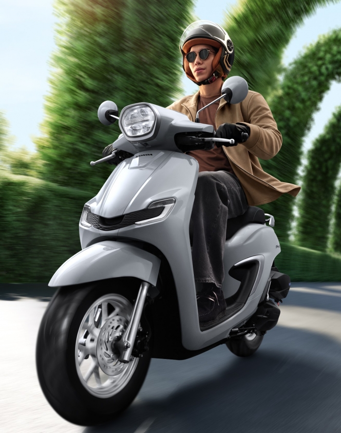 Honda-Stylo-160-1