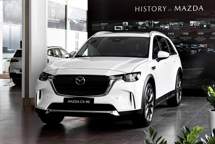 Mazda CX-90 PHEV bất ngờ giảm giá hơn 80 triệu đồng tại đại lý - 3