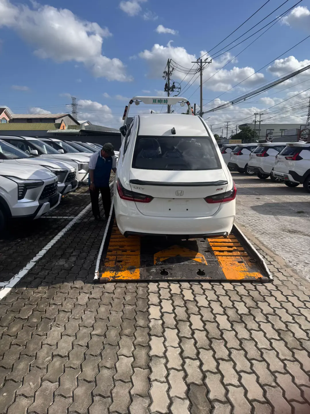Car360 cover