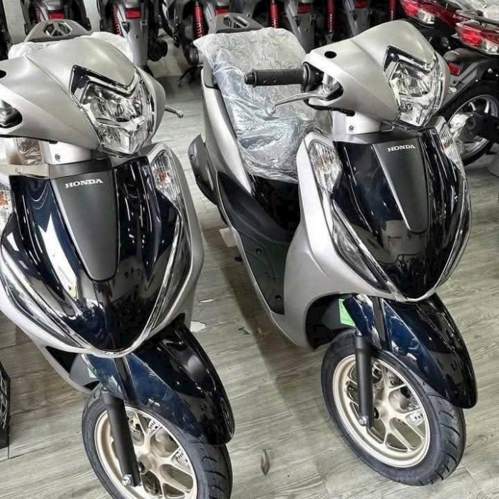 HONDA-LEAD-4