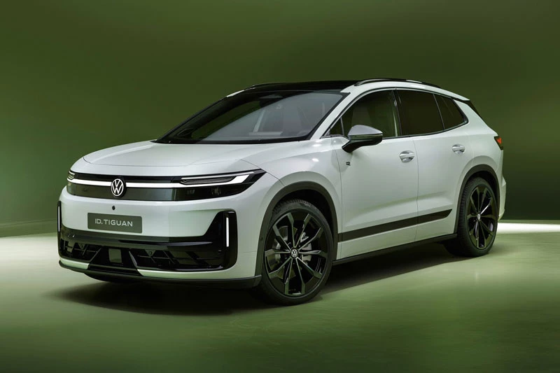 SUV chạy điện công suất 295 mã lực, phạm vi hoạt động 600km, giá hơn 1,2 tỷ đồng - Hình 2
