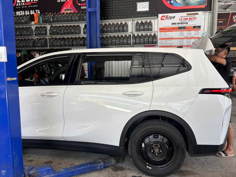 Lý do lớp sơn xe ảnh hưởng đến xe