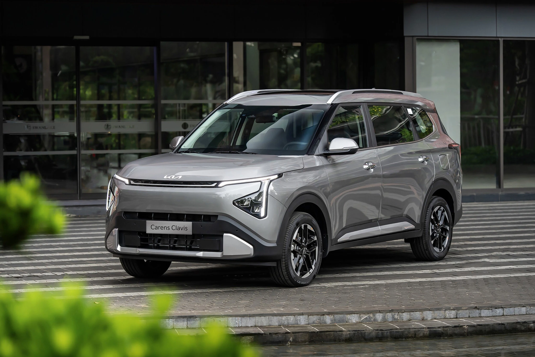 Kia Carens Clavis 1.5G ra mắt Việt Nam: Diện mạo SUV và gói an toàn ADAS giá từ 639 triệu - Hình 2