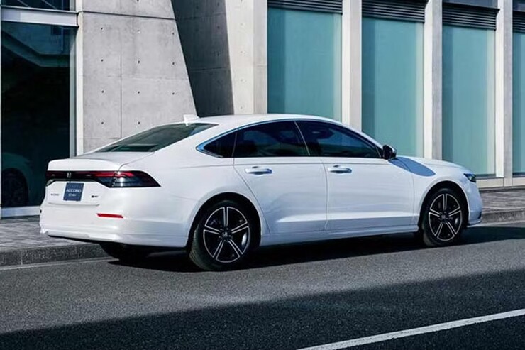 Honda Accord 2027 trình làng, nâng cấp công nghệ lái rảnh tay, thêm màu sơn mới - 3