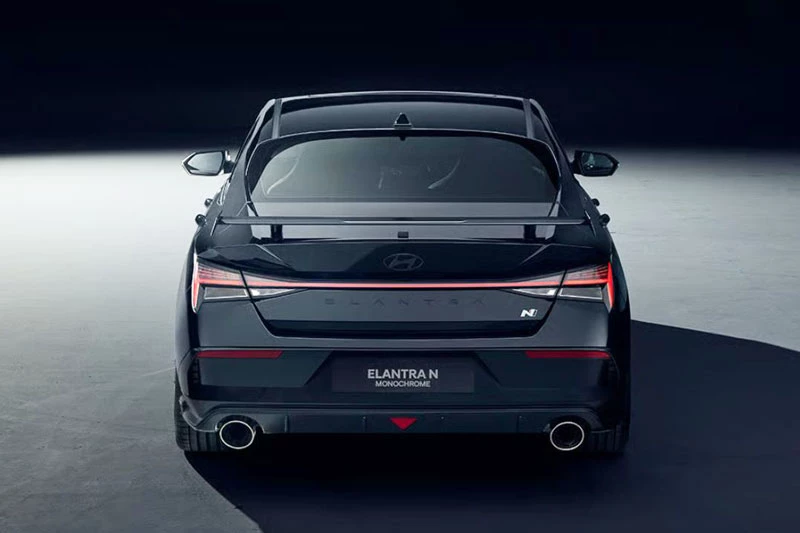Hyundai Elantra N Monochrome ra mắt: Thiết kế thể thao, công suất 286 mã lực - Hình 4