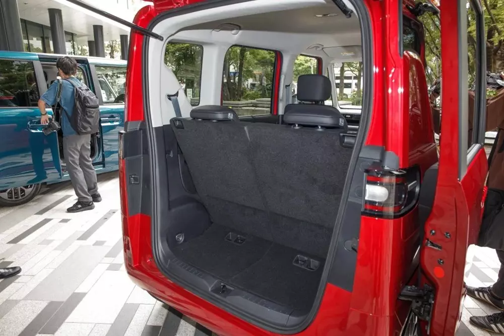 "Xe hộp diêm" BYD Racco ra mắt với giá niêm yết thấp nhất phân khúc nhưng giá lăn bánh lại cao nhất - Ảnh 8.