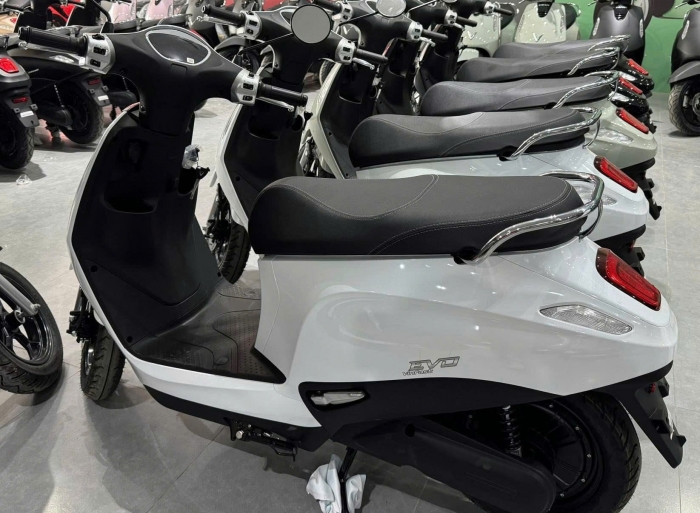 VinFast-Evo-8