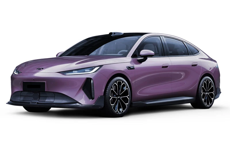 Xe sedan dài gần 4,9 mét, mạnh 252 mã lực, giá hơn 460 triệu đồng - Hình 2