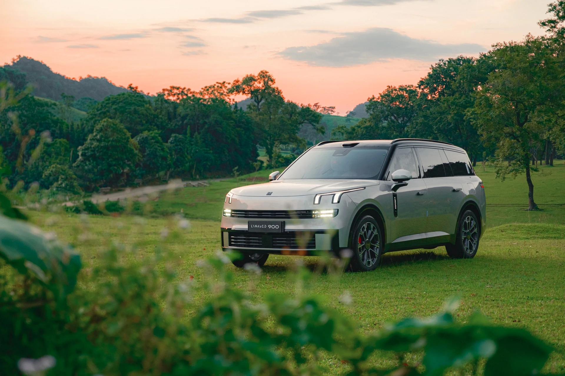 Lynk & Co 900: Khác biệt từ tầm giá đến trải nghiệm SUV cỡ lớn - Hình 1