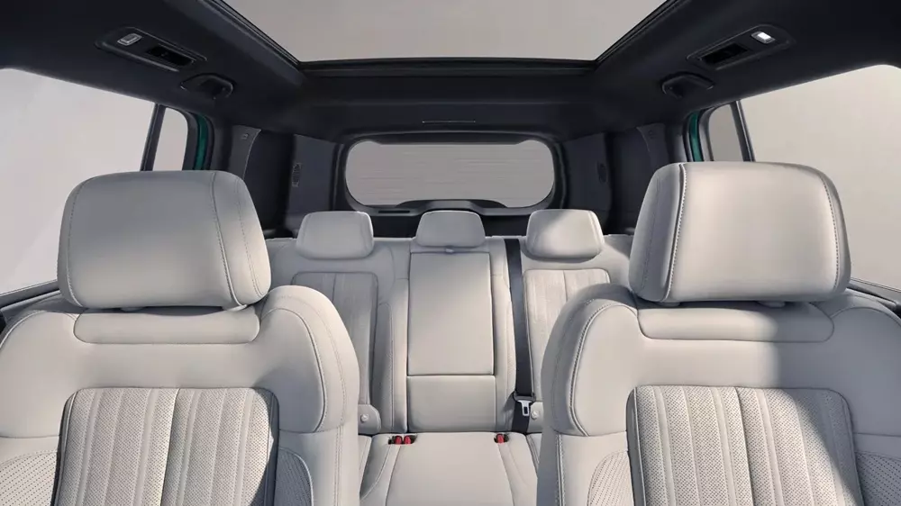 Mẫu xe giống Land Rover Defender của BYD rẻ hơn bản gốc và còn có cả tủ lạnh - Ảnh 6.