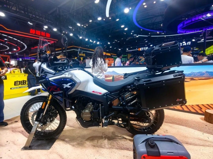 CYCLONE RX628 ảnh đi địa hình
