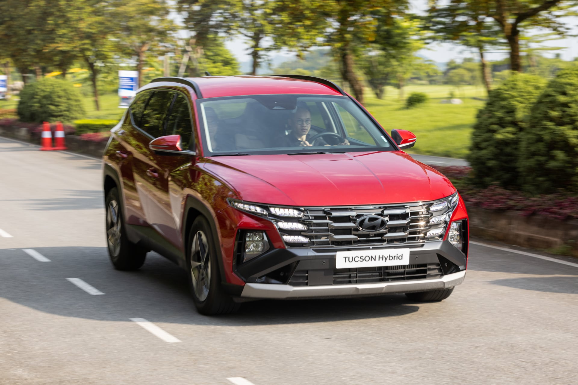Hyundai Tucson nằm ở phân khúc đang có sự cạnh tranh khốc liệt nhất thị trường hiện nay.
