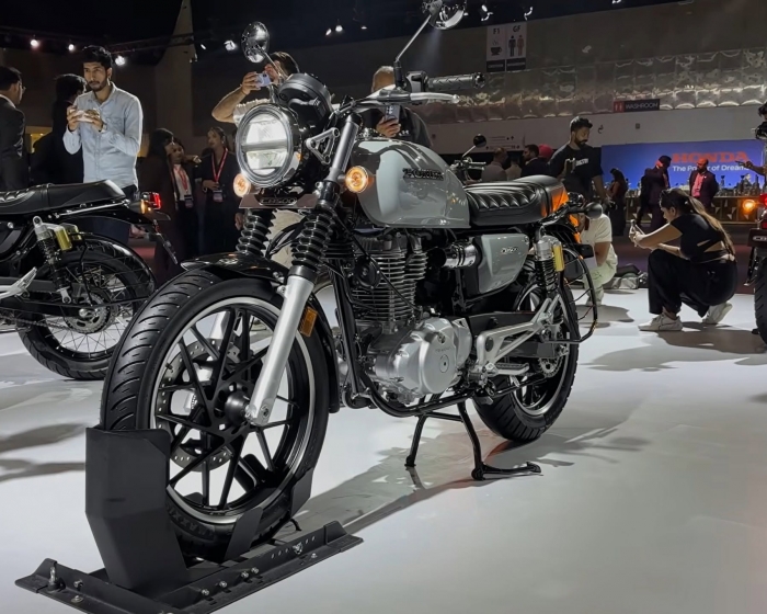 HONDA-CB500-8