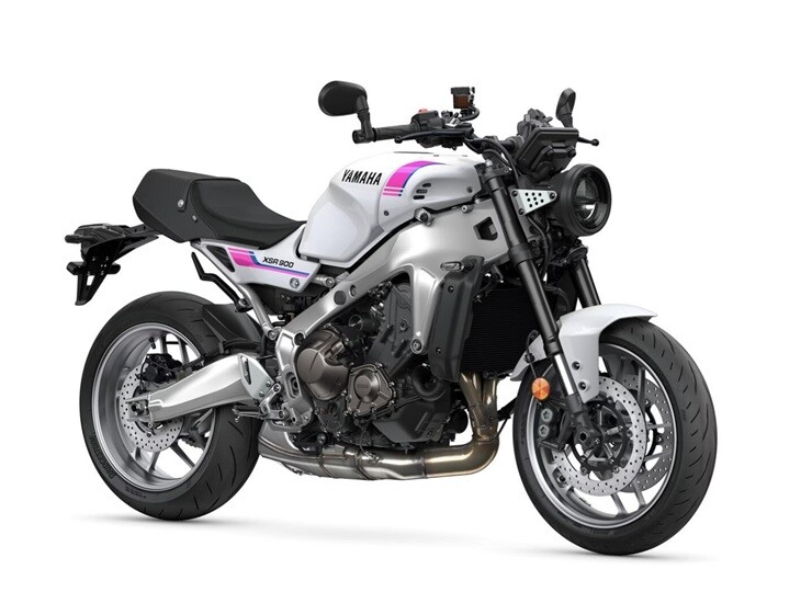 Yamaha XSR900 2027 lột xác với màu trắng Neon cực nổi bật - 2