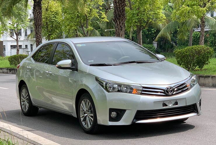 Corolla Altis bỏ xa các đối thủ còn lại trong phân khúc.