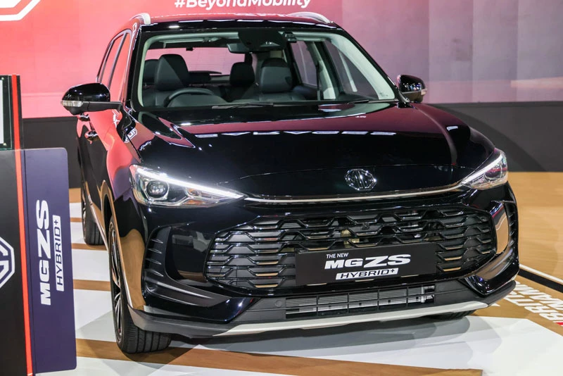 SUV hạng B công suất 215 mã lực, siêu tiết kiệm xăng, giá từ 665 triệu đồng - Hình 1