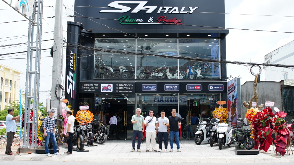 Moto Đồng Tháp trưng bày nhiều mẫu xe máy, mô tô độc lạ cũng như phiên bản giới hạn